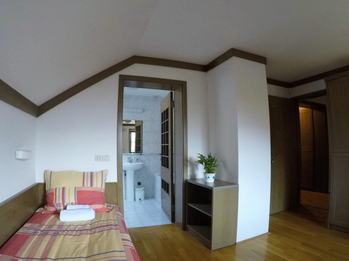 Karami Mountainhouse Bed and Breakfast Tržič Buitenkant foto