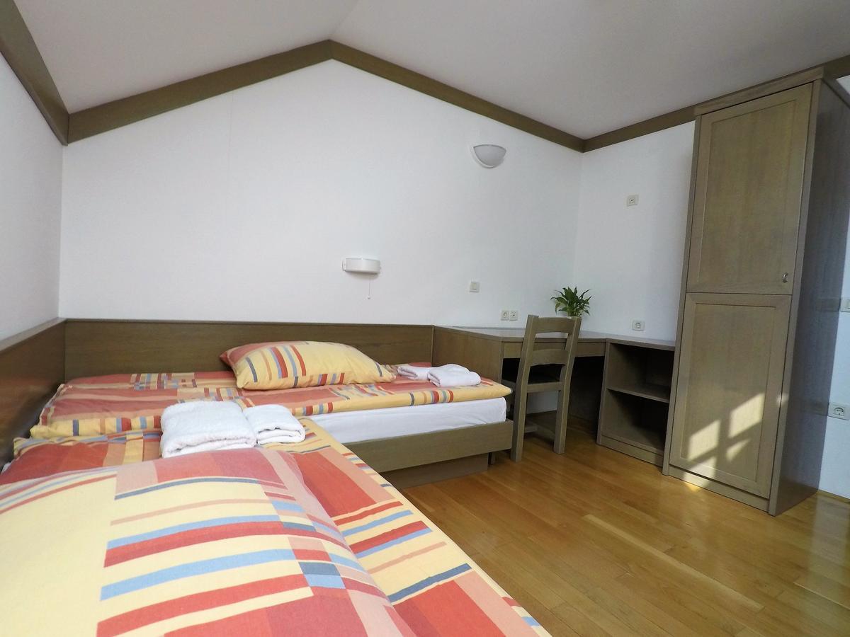 Karami Mountainhouse Bed and Breakfast Tržič Buitenkant foto